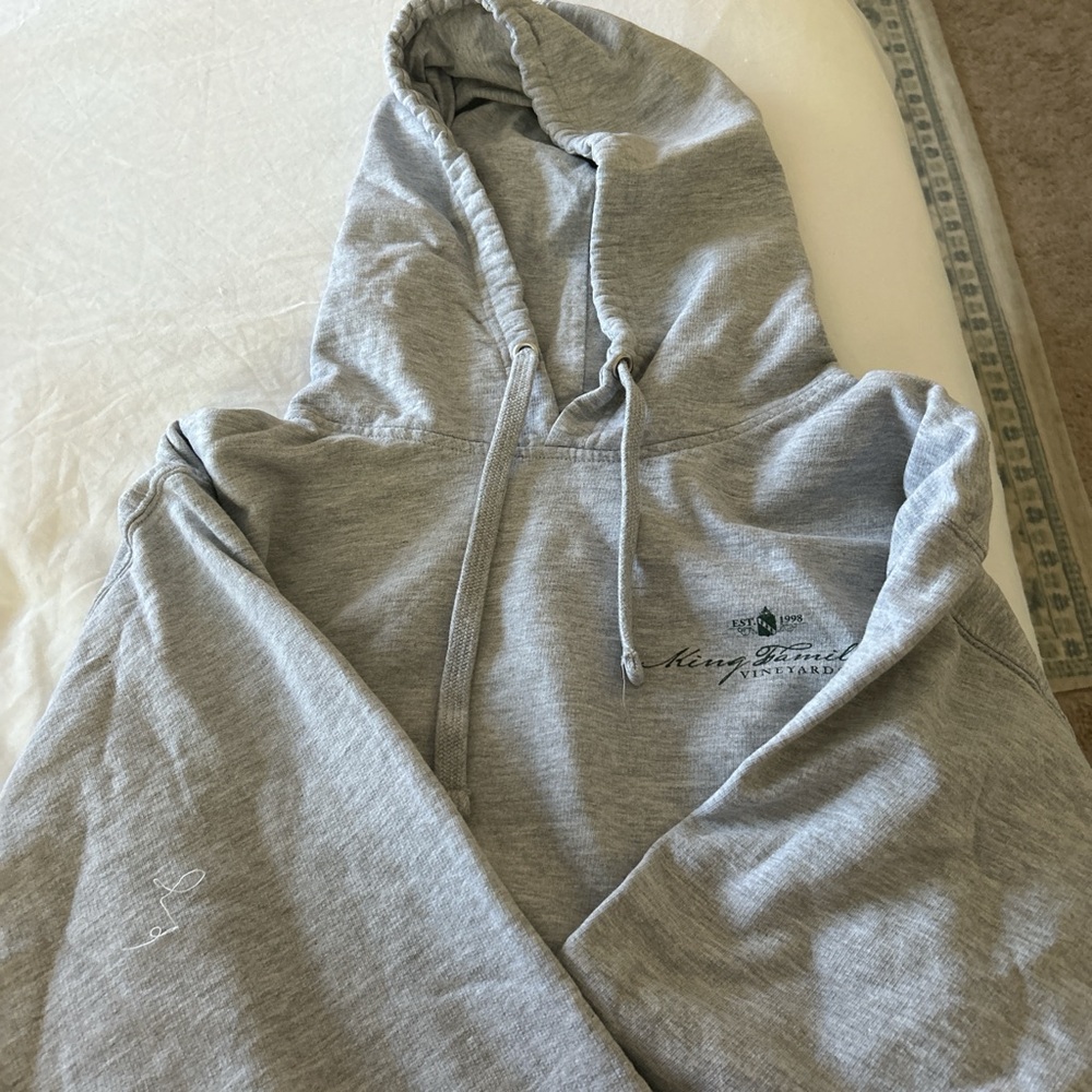 Grey sweatshirt kings family vineyard